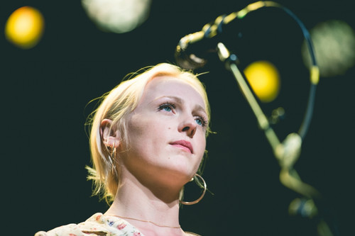 Laura Marling 2017 05 20 Live at Brooklyn Steel New York 04.jpg