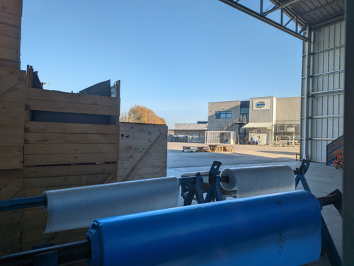 PXL 20221114 081359653.jpg