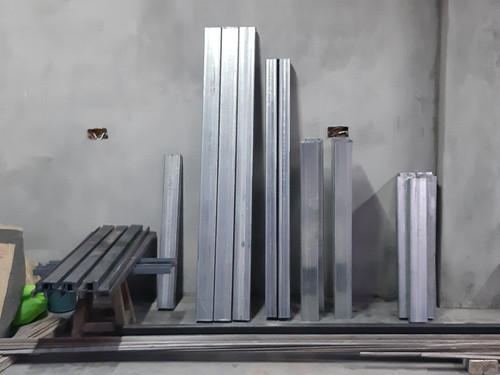 Welding Table Prep.jpg