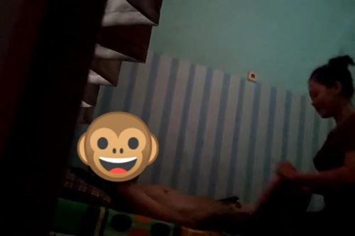 Pijet Sambil Ngobrol.mp4 snapshot 14.01.jpg