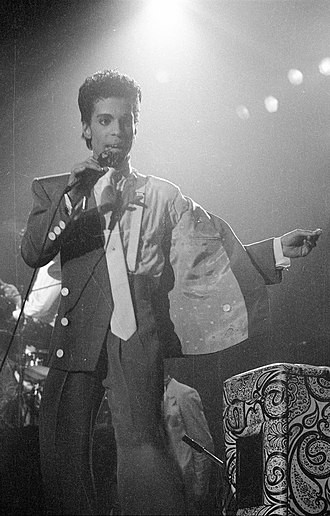 Prince Brussels 1986 (retouched).jpg