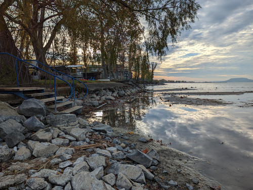 PXL 20221111 141638514.NIGHT.jpg