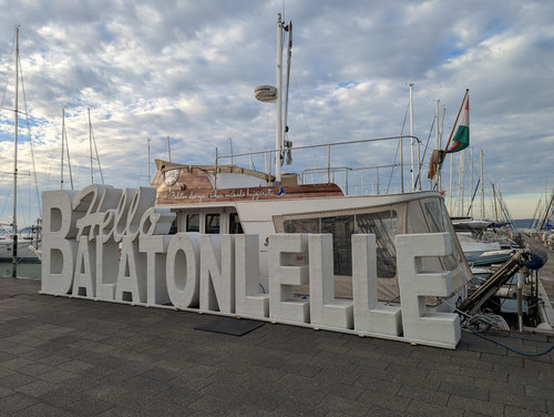 PXL 20221111 140703398.NIGHT.jpg