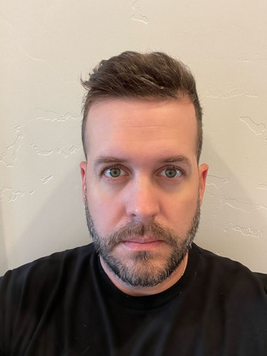 Facetune 13 11 2022 10 18 47.jpg